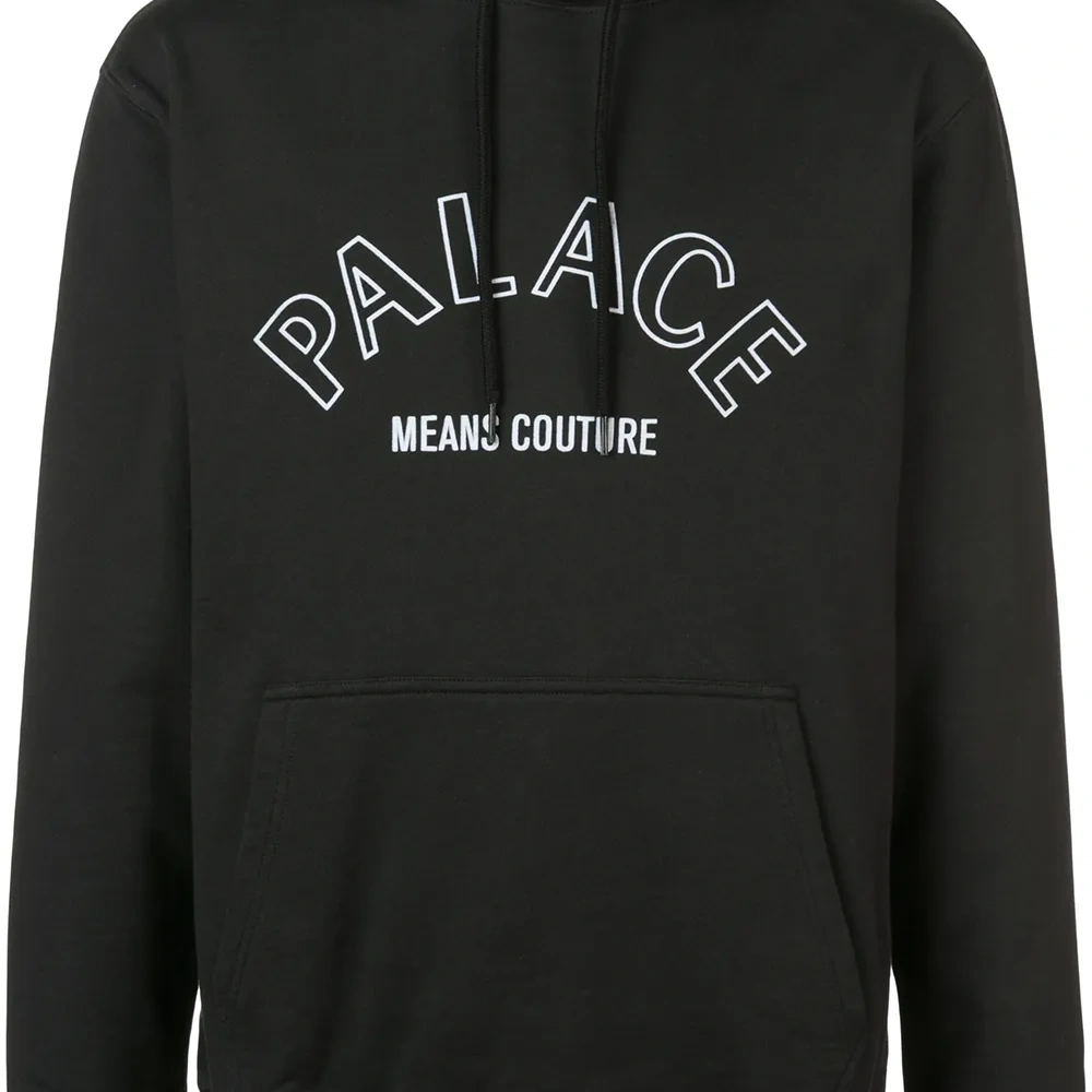 Толстовка с капюшоном и логотипом