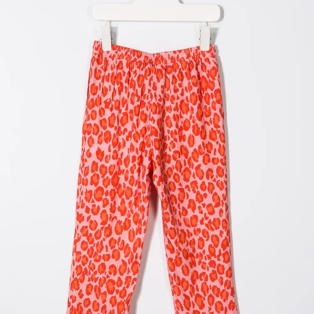 Брюки с леопардовым принтом