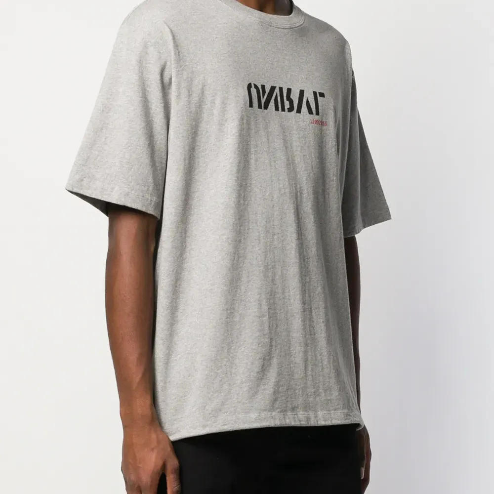 Футболка кроя оверсайз с принтом логотипа