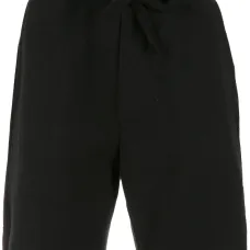 Спортивные шорты