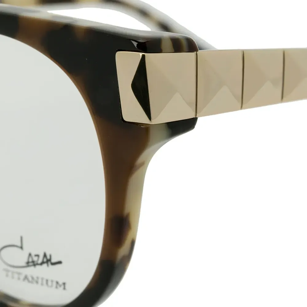 Очки в круглой оправе