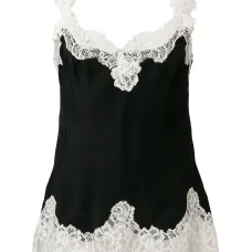 Топ с кружевной отделкой