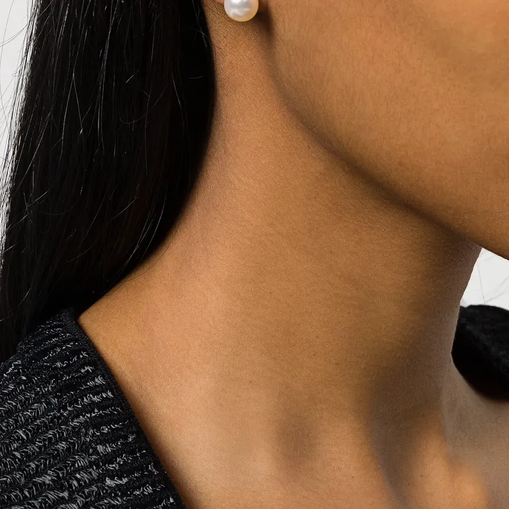 Серьги-кольца с логотипом