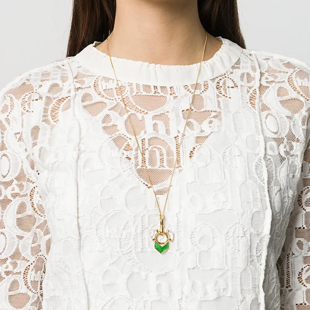 Ожерелье из кварцита и перламутра