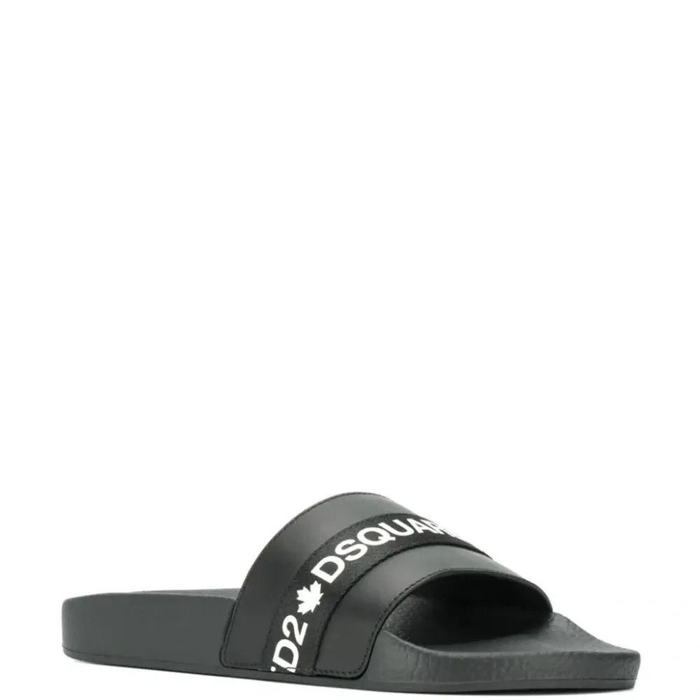 Шлепанцы с логотипом