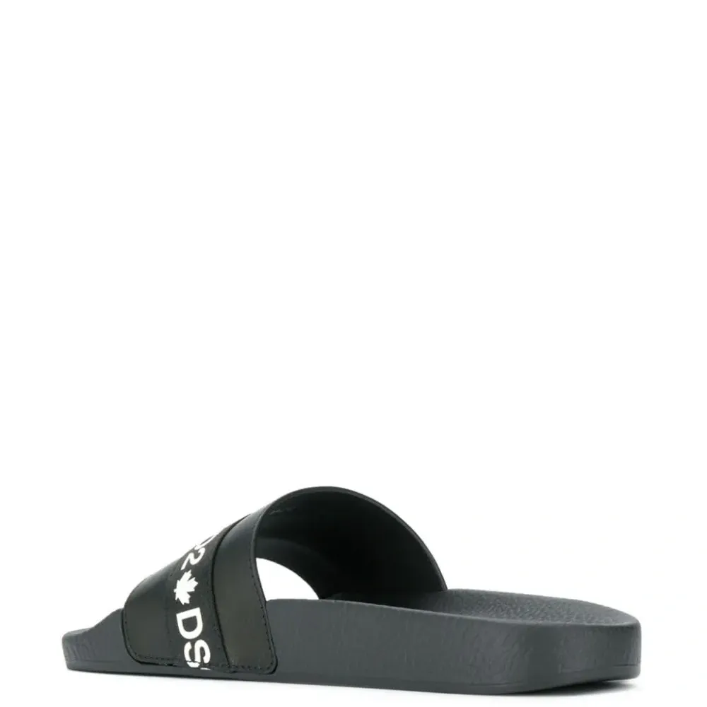 Шлепанцы с логотипом