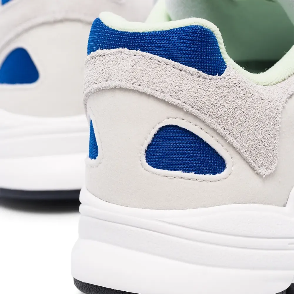 Кроссовки Yung 1 в стиле колор-блок