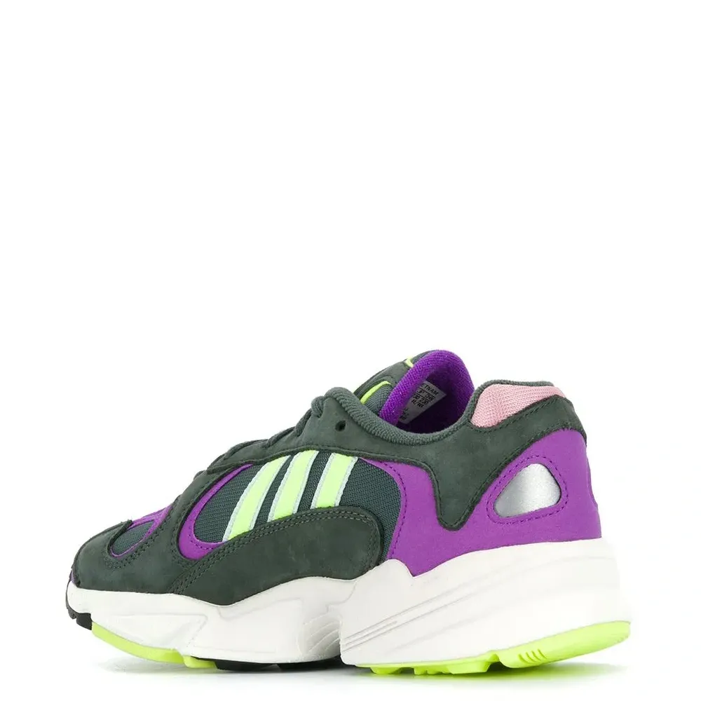 кроссовки Yung-1