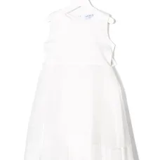 Расклешенное кружевное платье