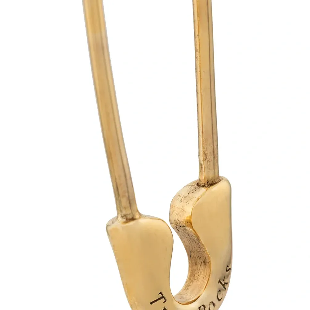 Серьги в виде булавки