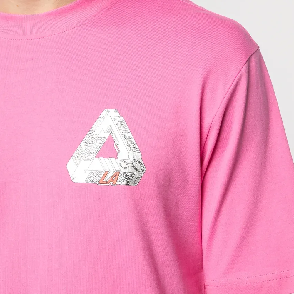 Футболка с логотипом