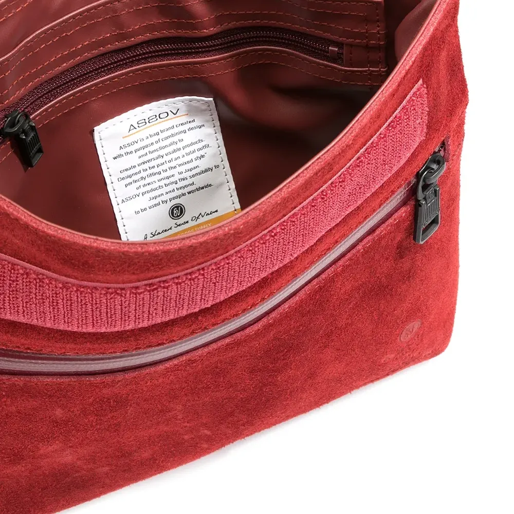 Плоская сумка на плечо