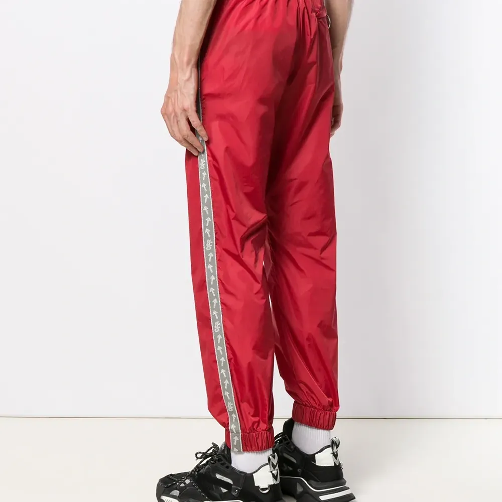 Спортивные брюки с логотипом