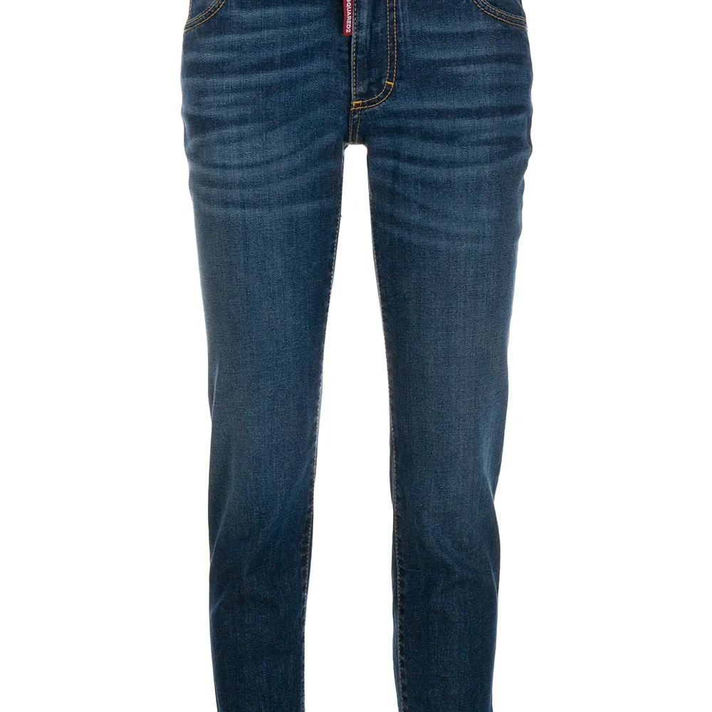 Джинсы средней посадки с логотипом-аппликацией