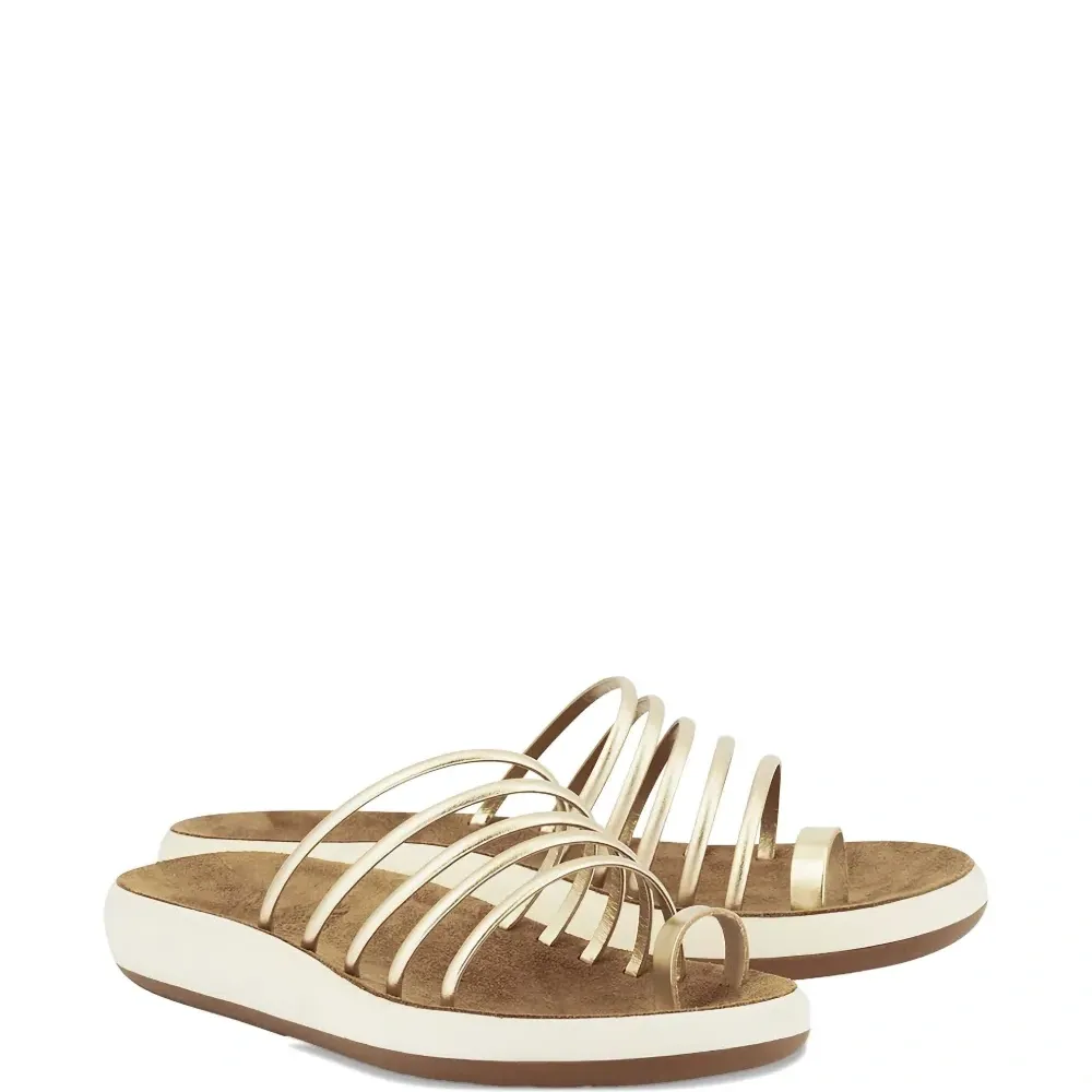 Сандалии с ремешками Сандалии с ремешками