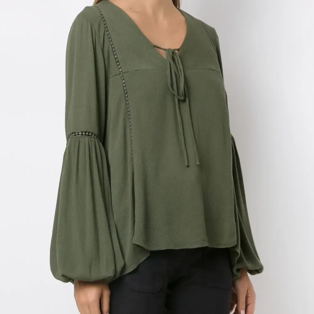 Блузка Hagia с широкими рукавами