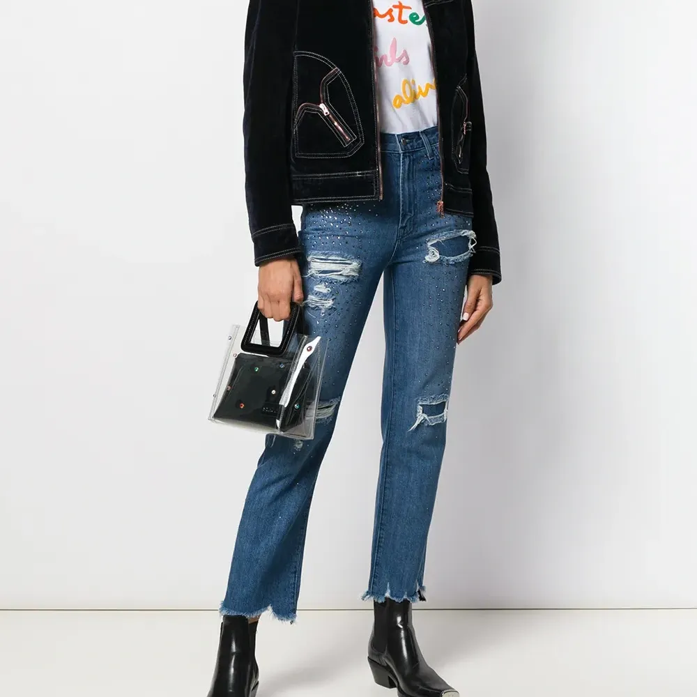 Декорированные джинсы