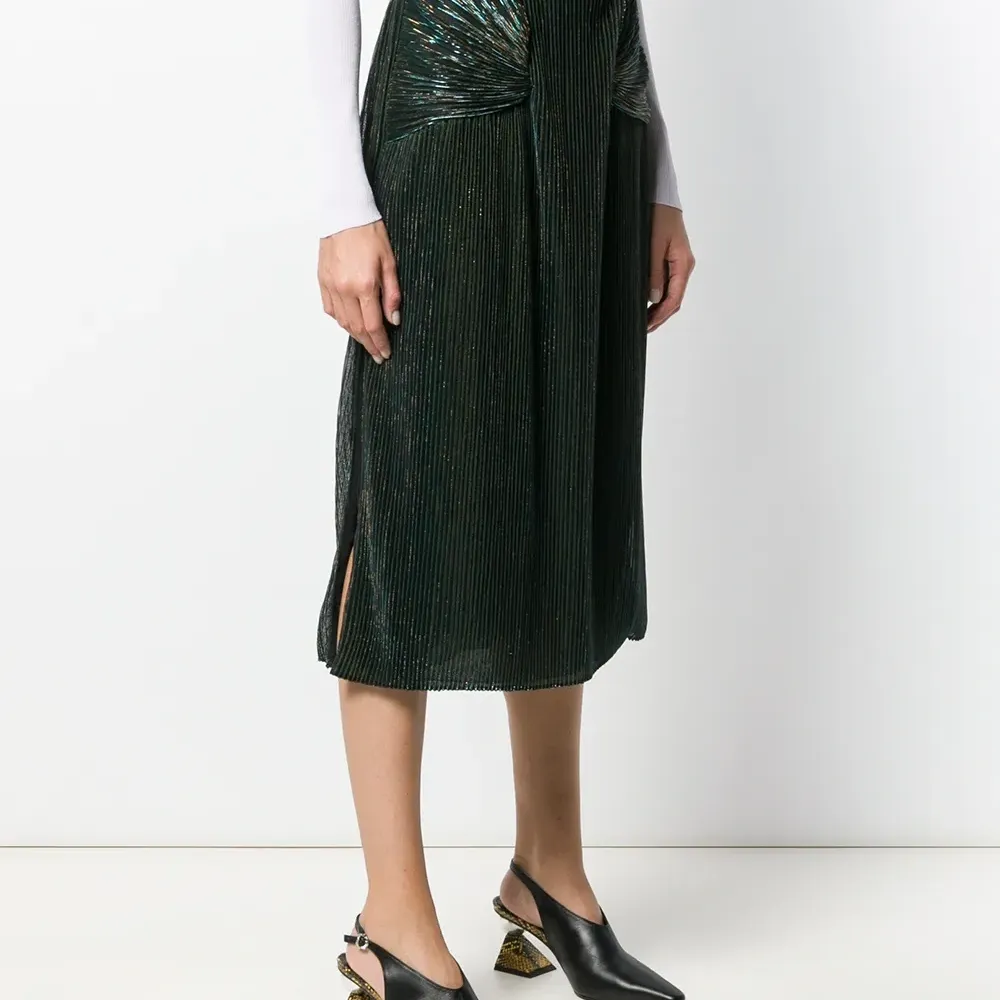 Плиссированная юбка миди с эффектом металлик Плиссированная юбка миди с эффектом металлик