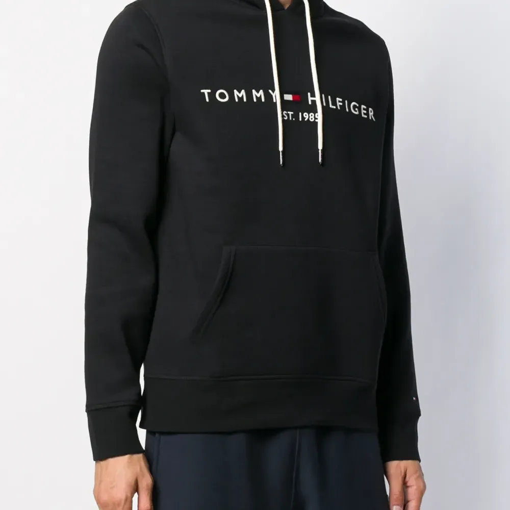 Худи с логотипом