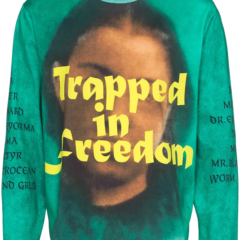 Футболка с принтом Trapped