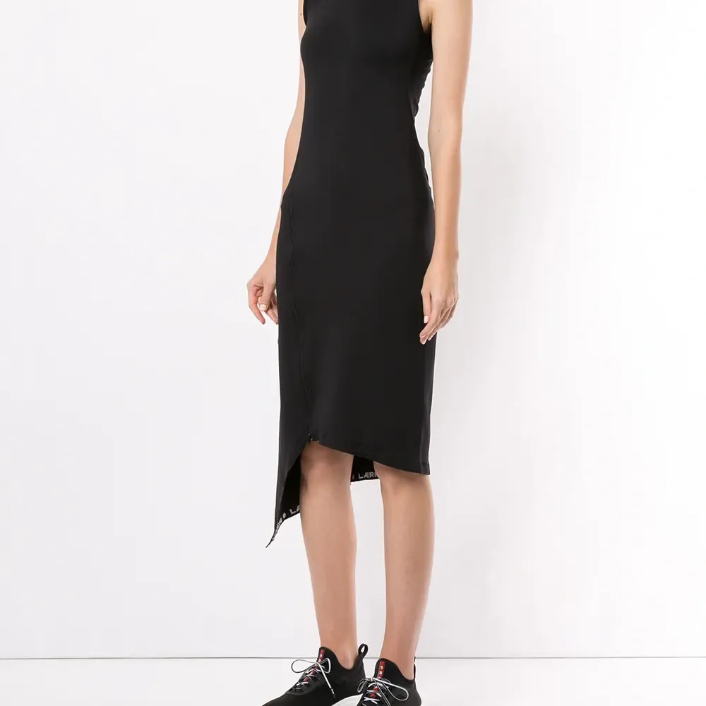 Приталенное платье Jeggings