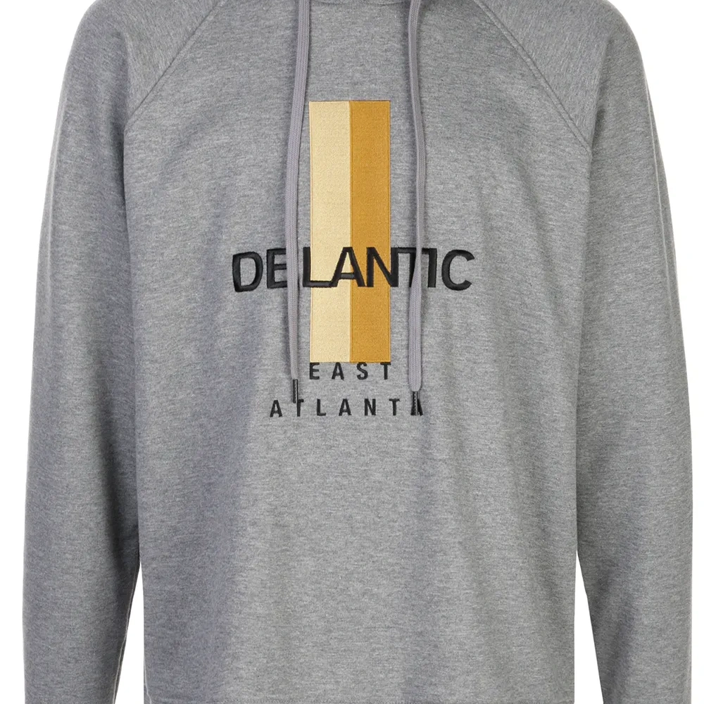 Худи с логотипом