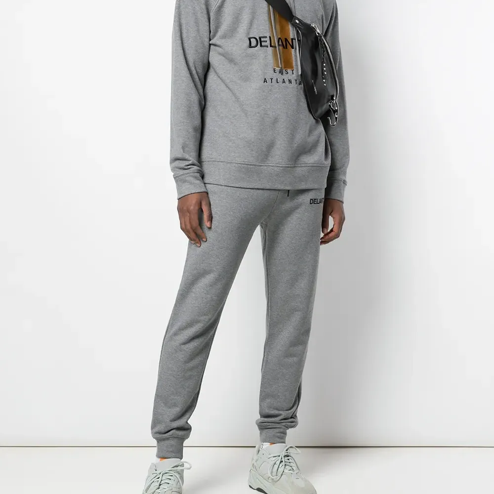 Худи с логотипом