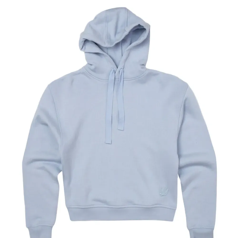 Худи с вышитым логотипом