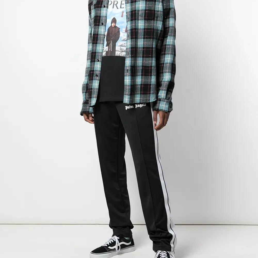 Футболка с принтом Levitation