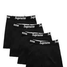 Комплект из четырех боксеров из коллаборации с Hanes Tagless