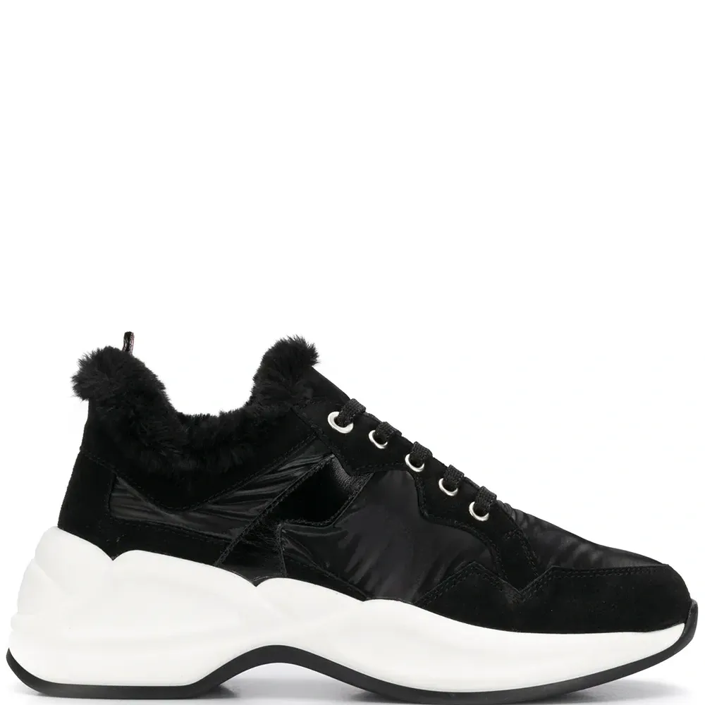 Двухцветные кроссовки