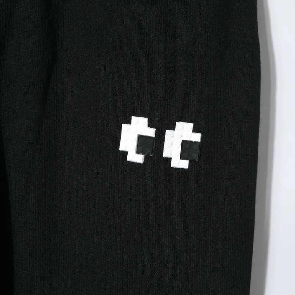 джоггеры с принтом