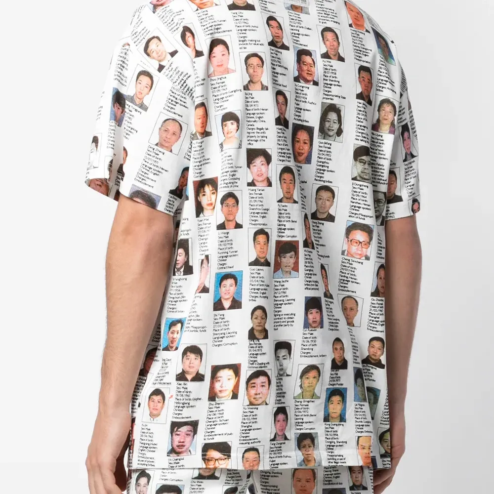 футболка Mostly Wanted