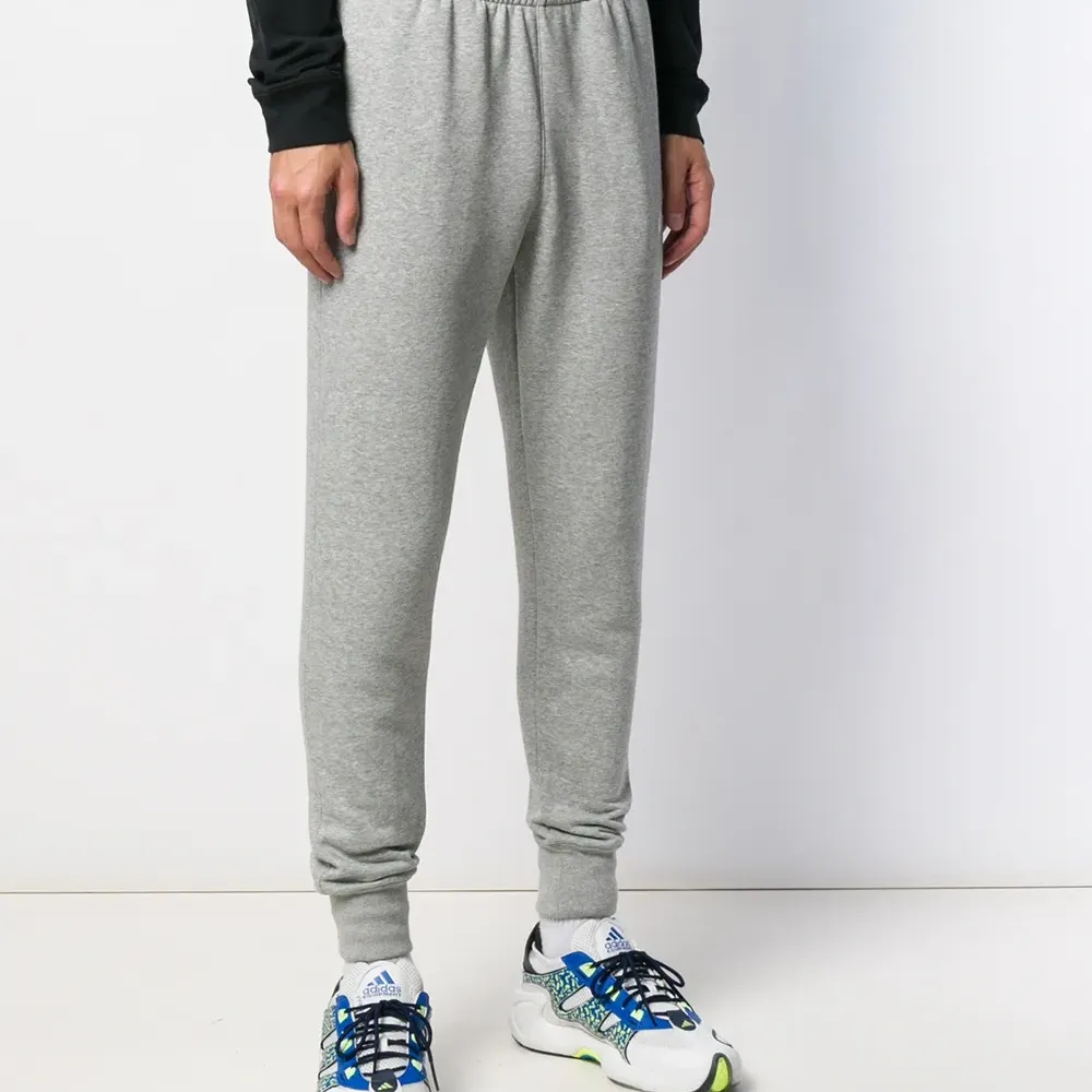 Зауженные спортивные брюки Club