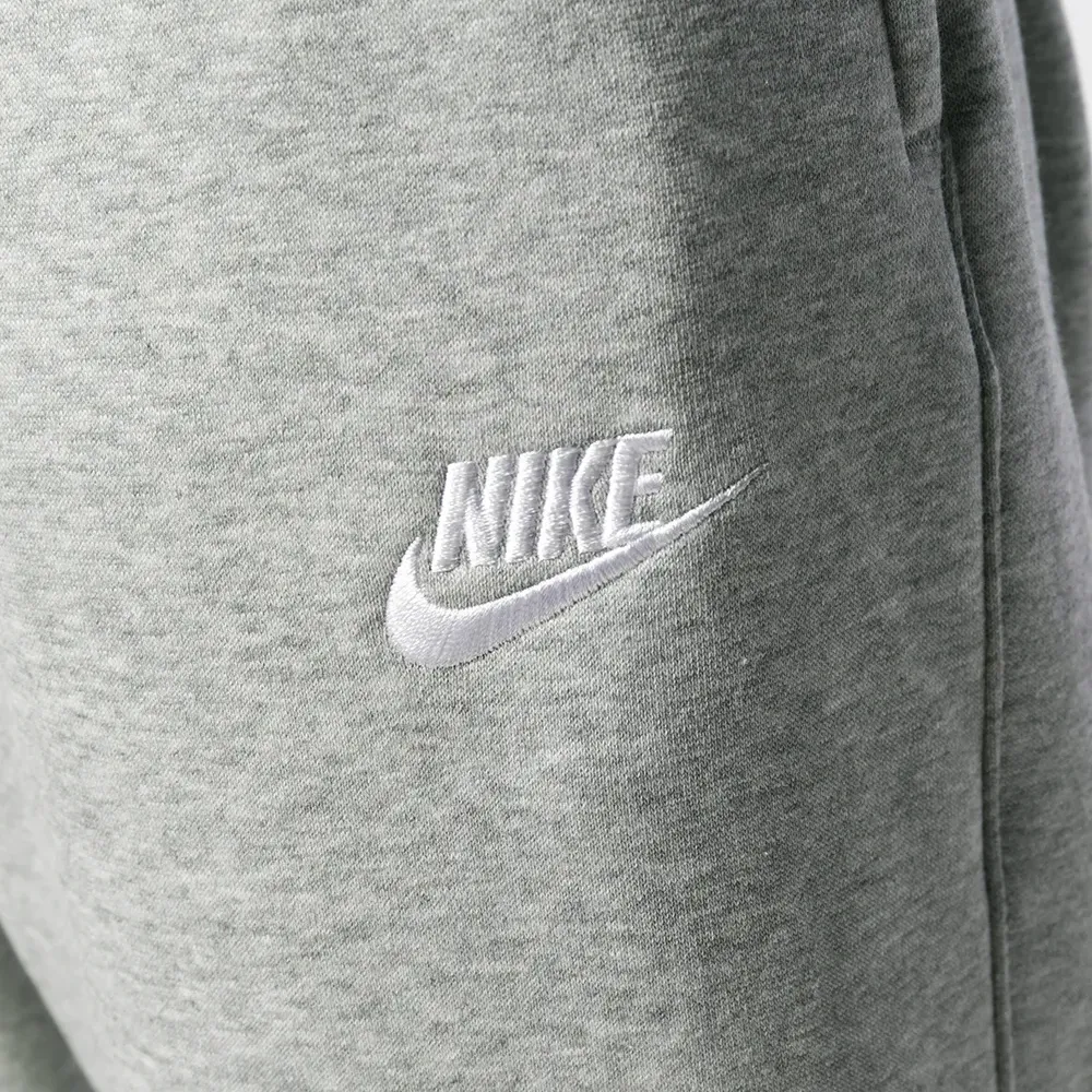 Зауженные спортивные брюки Club