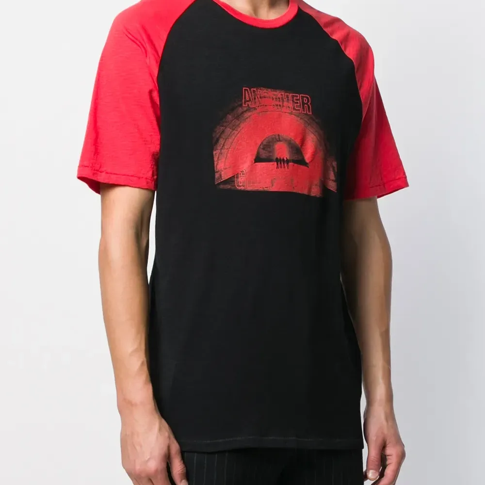 Футболка с принтом