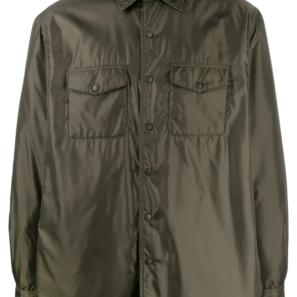 Дутая рубашка