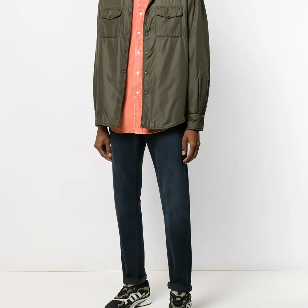 Дутая рубашка