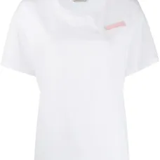 футболка с нашивкой-логотипом