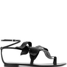 Сандалии с цветочной аппликацией Сандалии с цветочной аппликацией