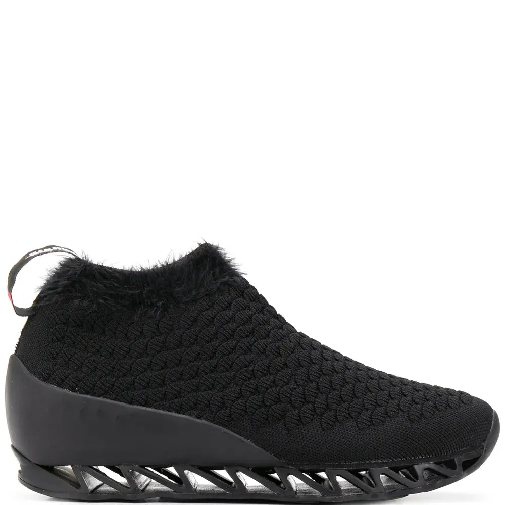 Кроссовки Willhelm Himalayan из коллаборации с Bernhard