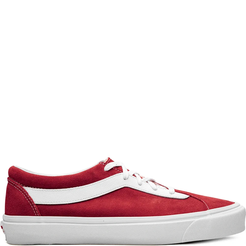 Кроссовки из коллаборации Bold Ni Кроссовки из коллаборации Bold Ni