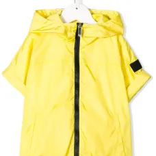 Куртка с короткими рукавами и капюшоном