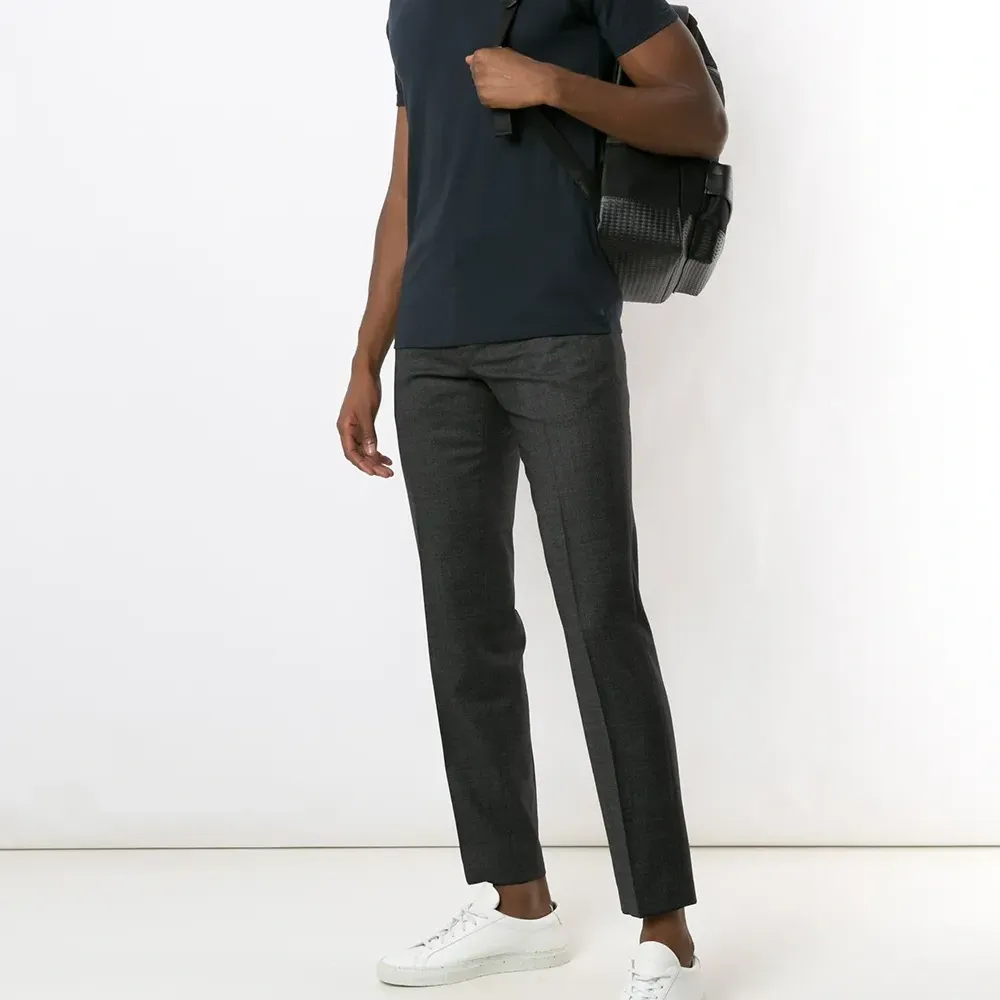 Футболка с круглым вырезом