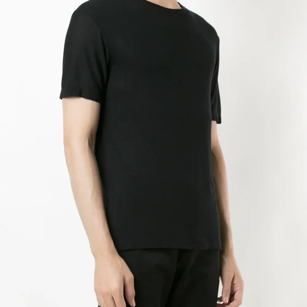 Футболка с короткими рукавами