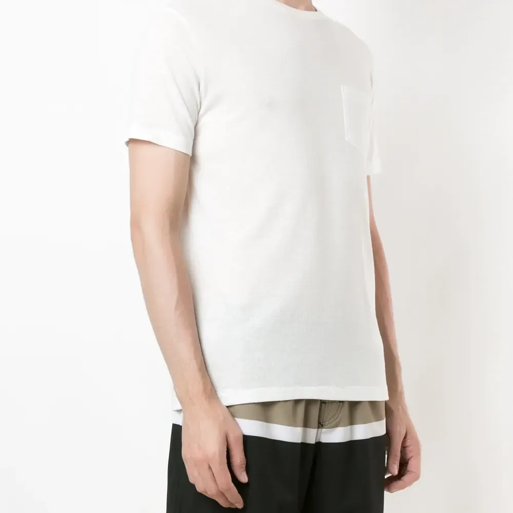 Футболка с карманом