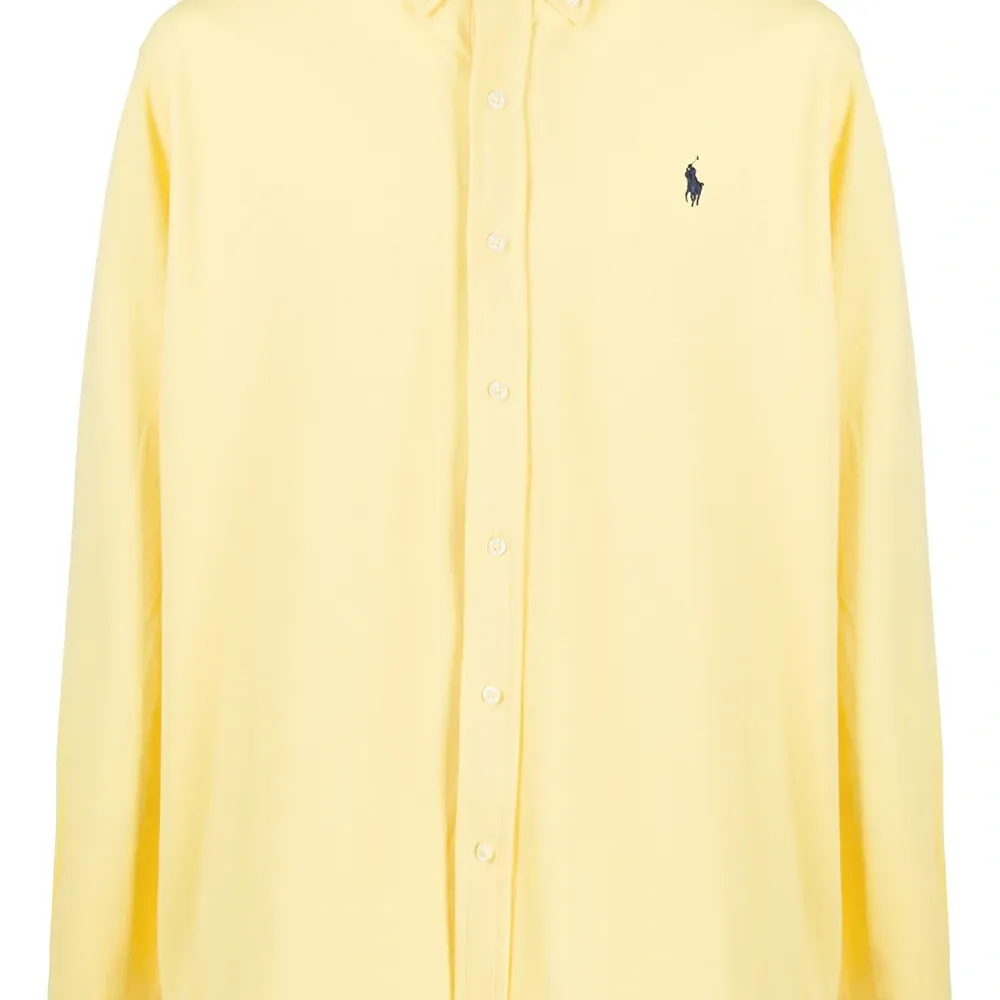 Рубашка с вышитым логотипом