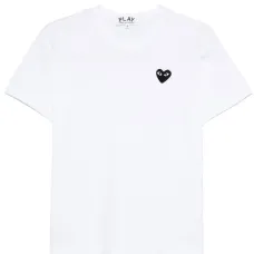 Футболка с нашивкой