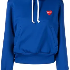 Худи с кулиской и нашивкой