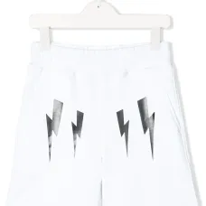 спортивные шорты с логотипом